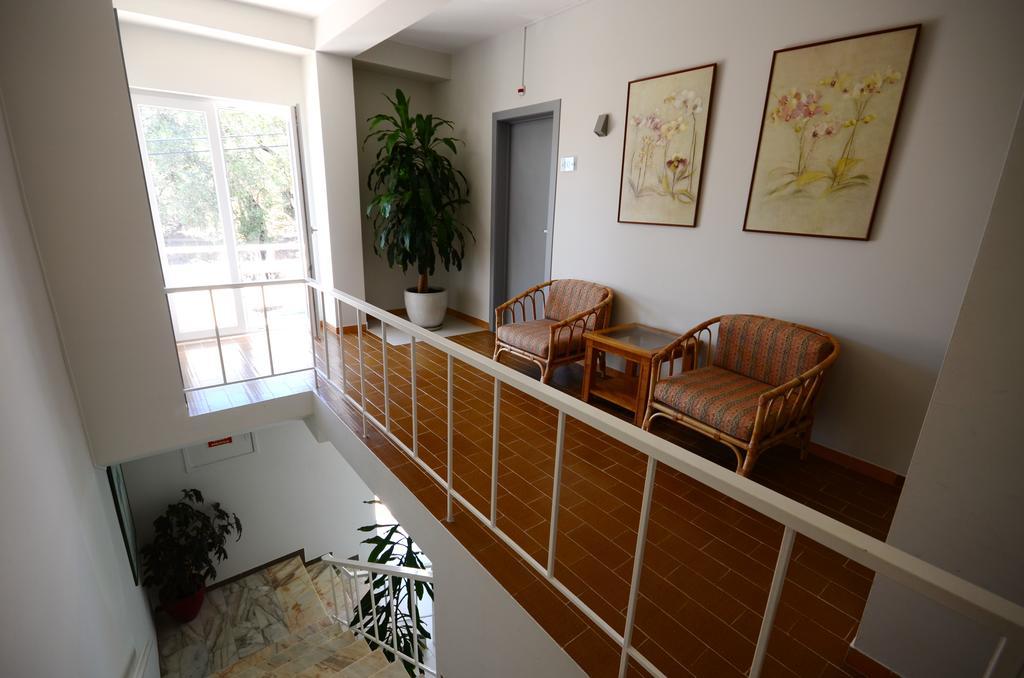Guest House 博利凯梅 外观 照片